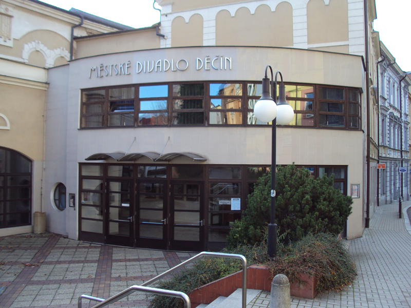 Divadlo v městě Děčíně